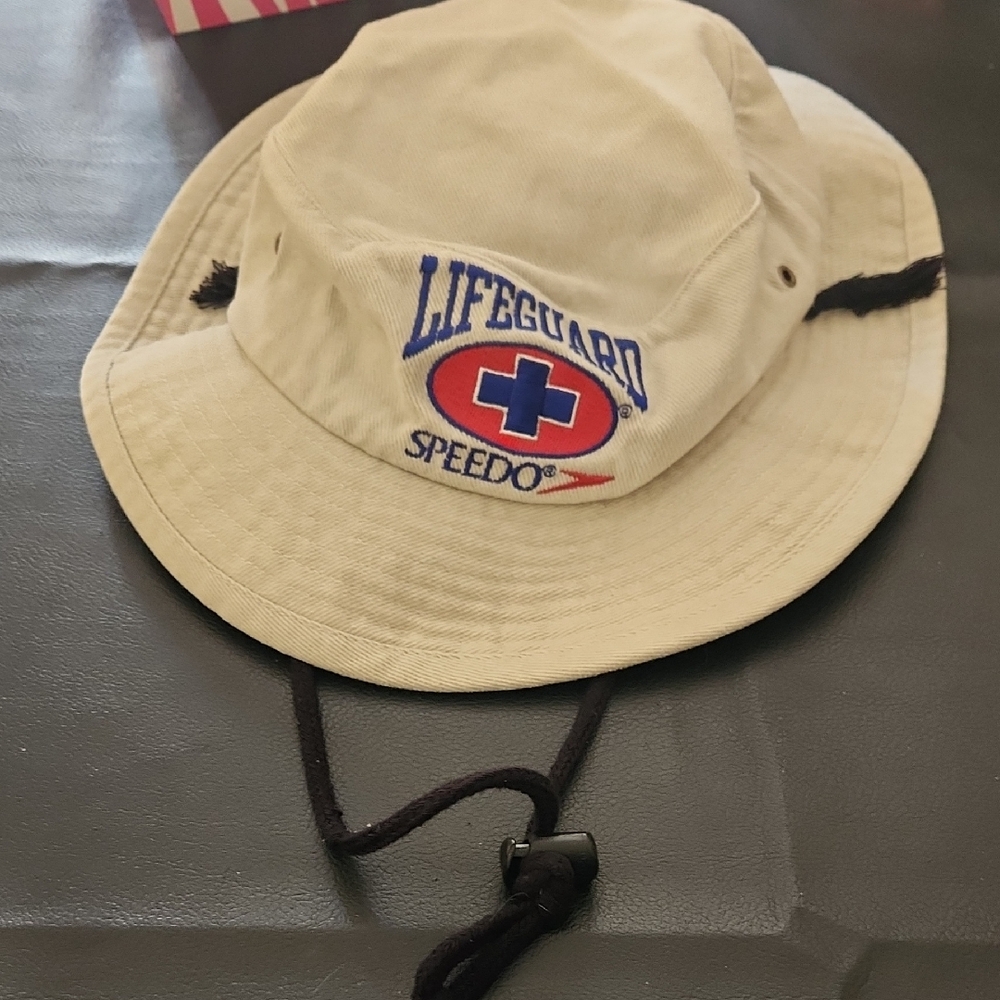 Speedo LIFEGUARD bucket